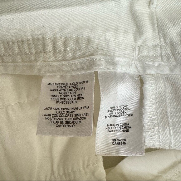 Anne Klein Women’s Off-White Denim Flared Jeans - Picture 4 of 7